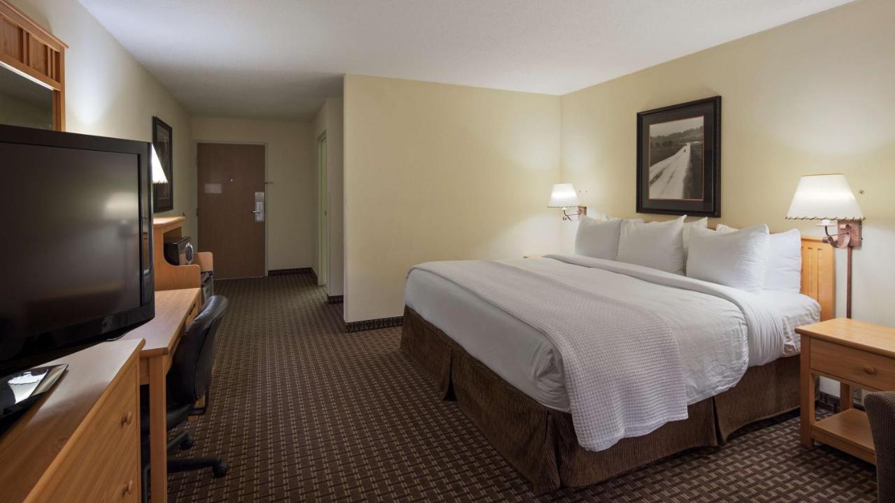 היל סיטי Best Western Golden Spike Inn & Suites מראה חיצוני תמונה