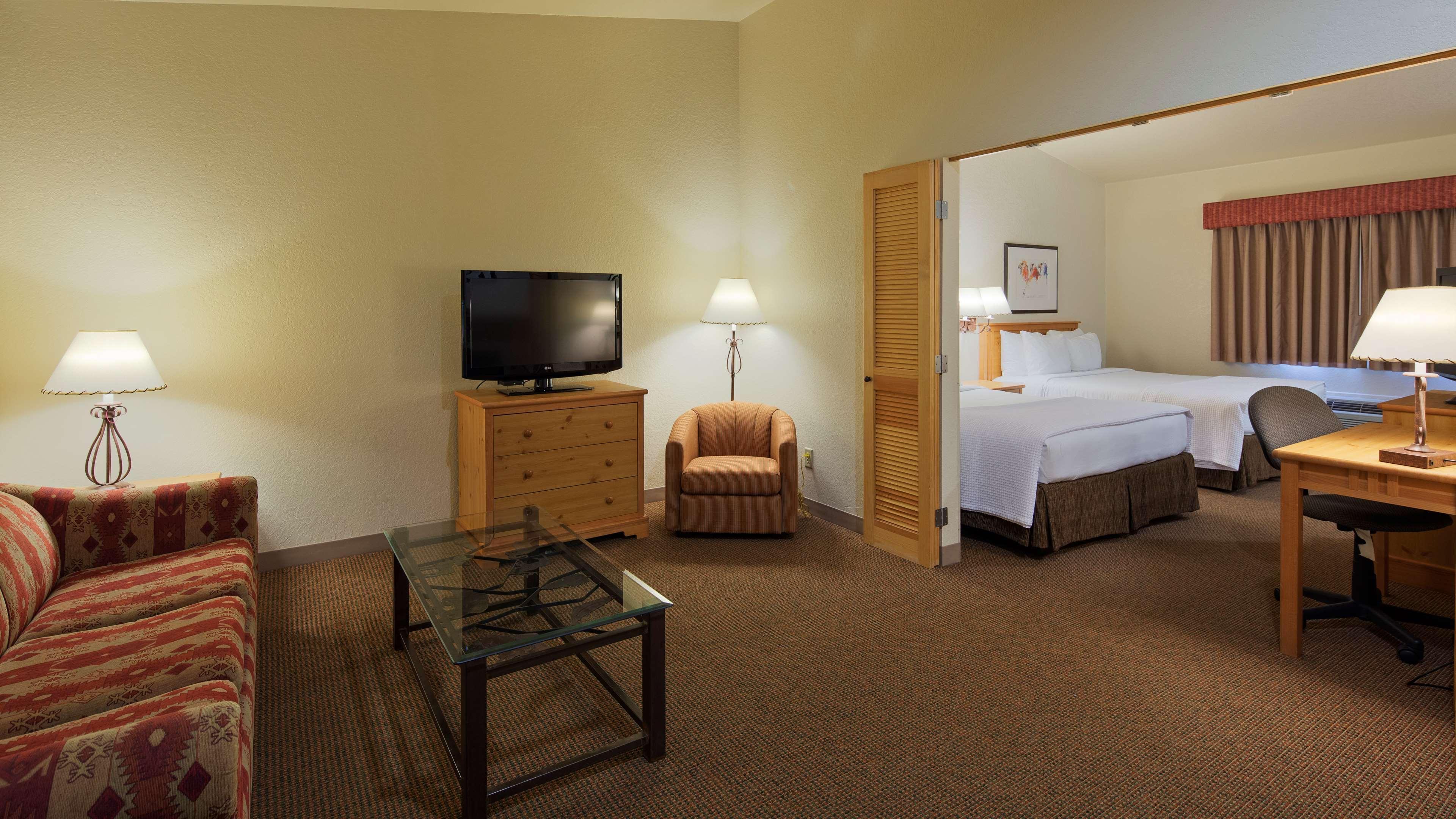 היל סיטי Best Western Golden Spike Inn & Suites מראה חיצוני תמונה