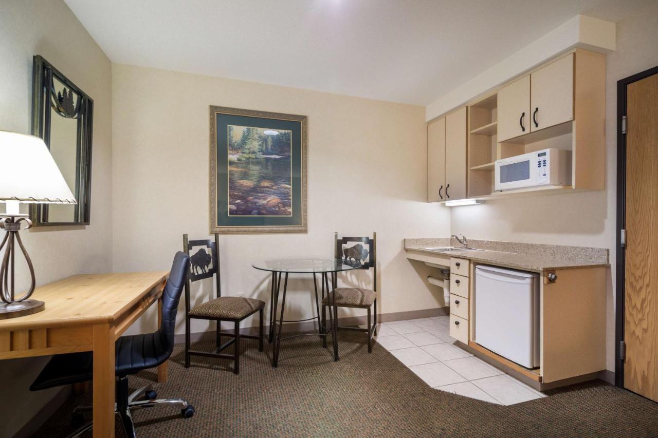 היל סיטי Best Western Golden Spike Inn & Suites מראה חיצוני תמונה