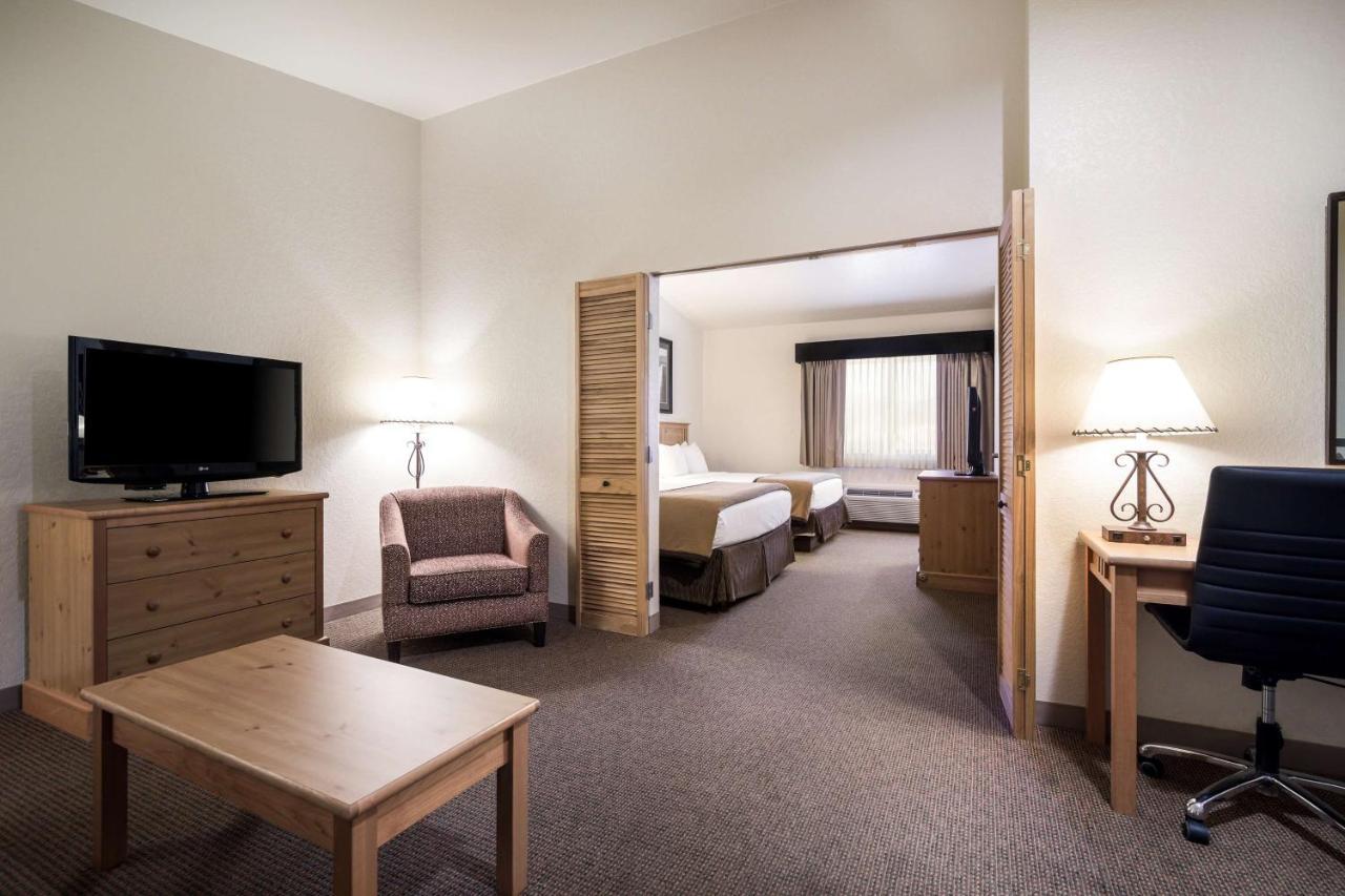 היל סיטי Best Western Golden Spike Inn & Suites מראה חיצוני תמונה