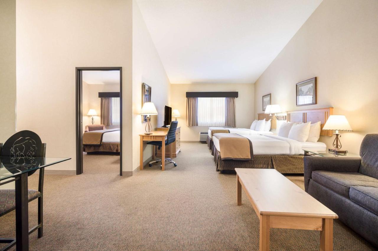 היל סיטי Best Western Golden Spike Inn & Suites מראה חיצוני תמונה
