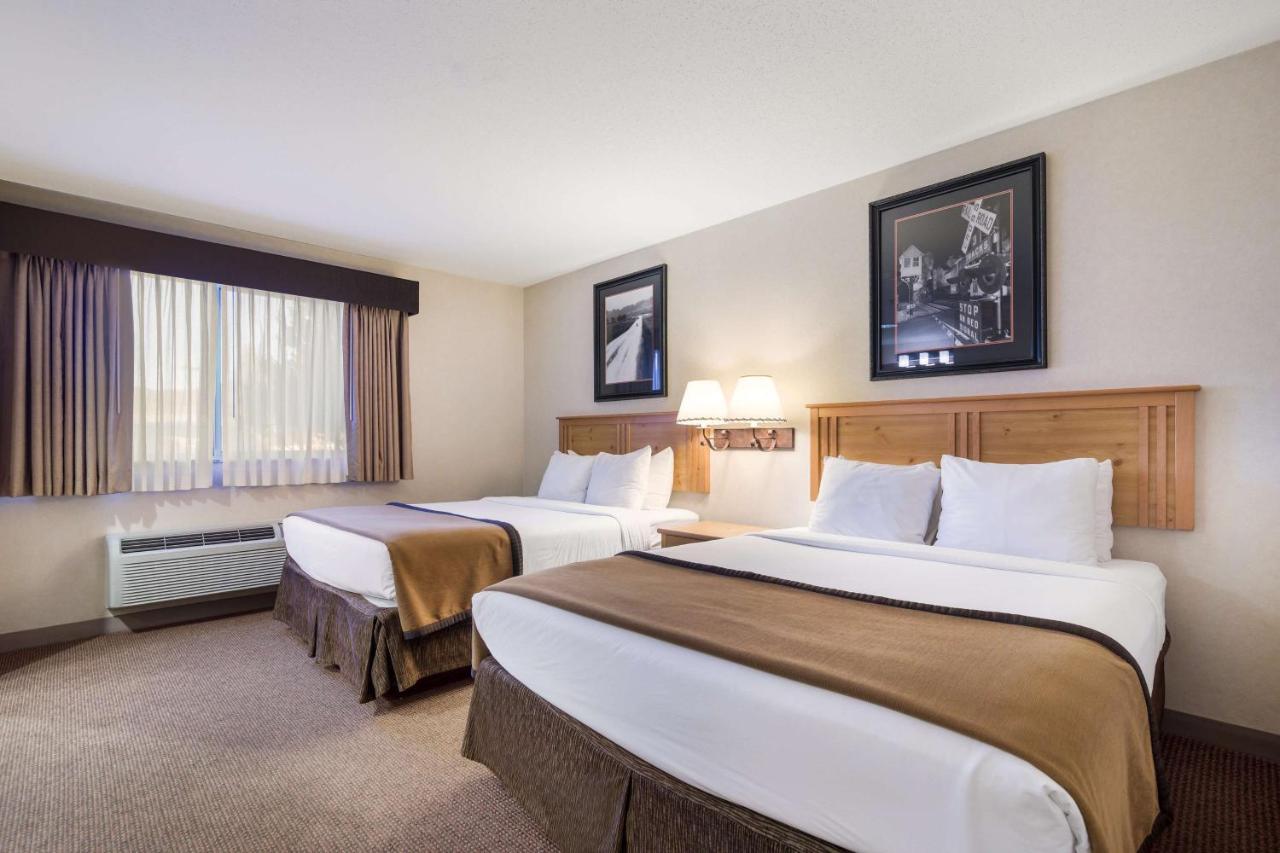 היל סיטי Best Western Golden Spike Inn & Suites מראה חיצוני תמונה