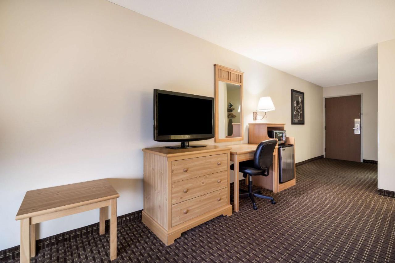 היל סיטי Best Western Golden Spike Inn & Suites מראה חיצוני תמונה